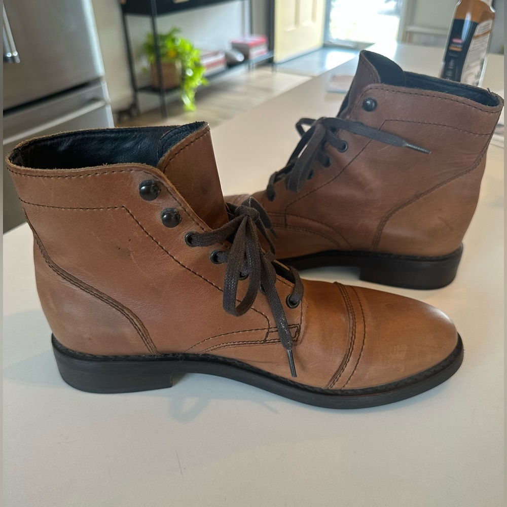 Thursday Boot Co. Leather Women’s Boots size 9